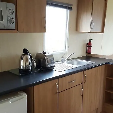 37 Ocean Breeze Perranporth